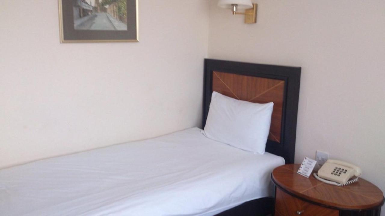 The Royal Hotel Hull Kingston upon Hull Exteriör bild
